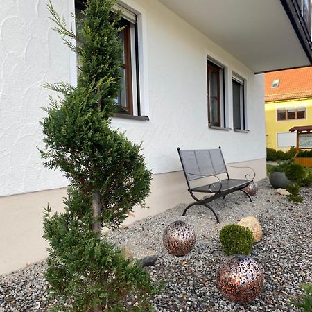 Idyllische Ferienwohnungen In Mossendorf ブルクレンゲンフェルト エクステリア 写真