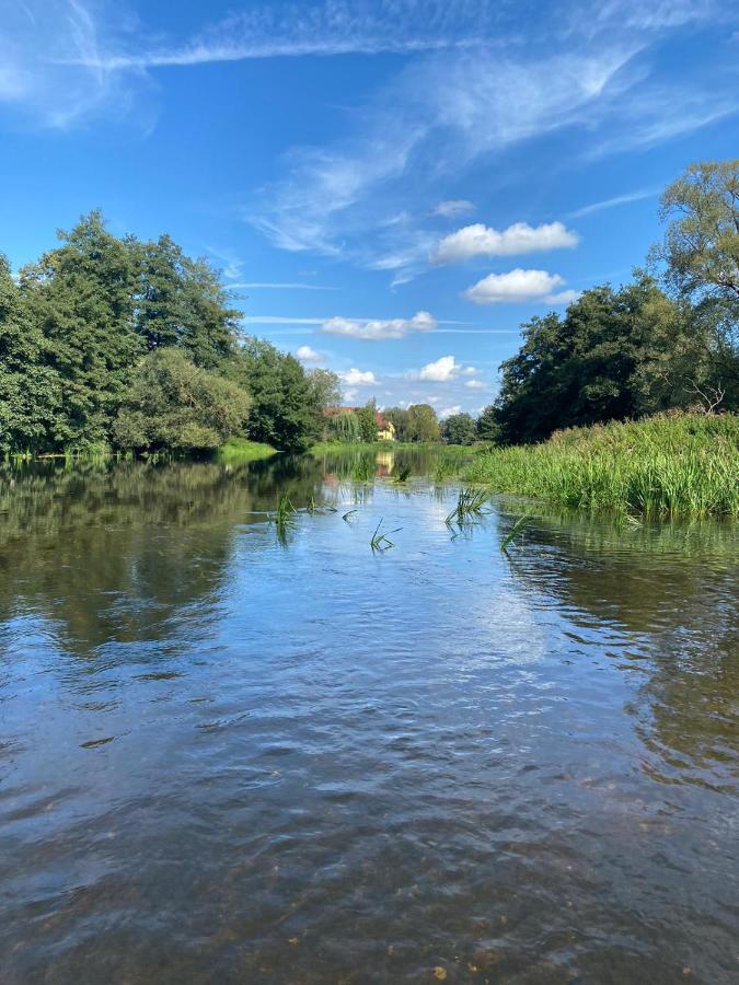 Idyllische Ferienwohnungen In Mossendorf ブルクレンゲンフェルト エクステリア 写真