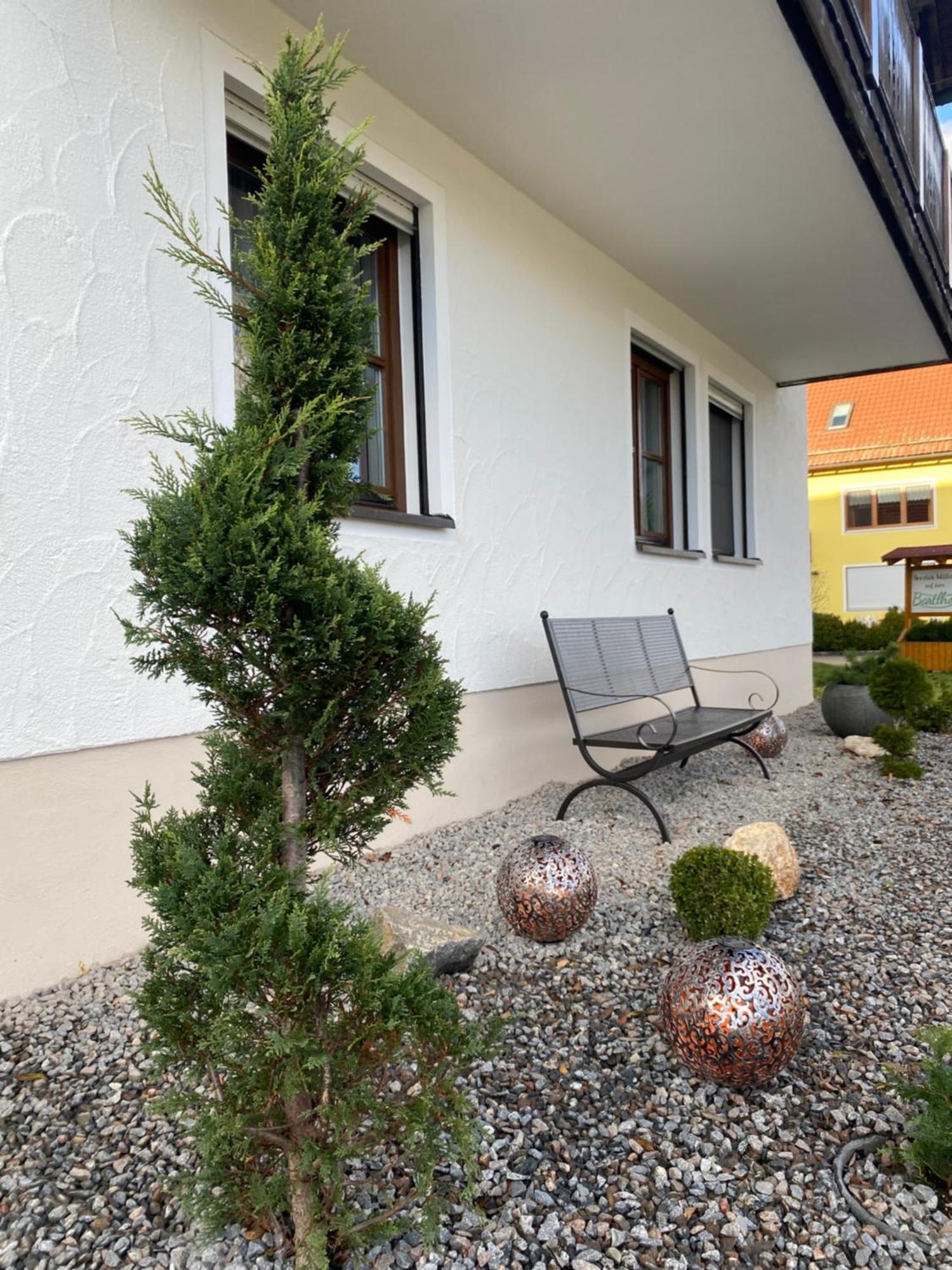 Idyllische Ferienwohnungen In Mossendorf ブルクレンゲンフェルト エクステリア 写真